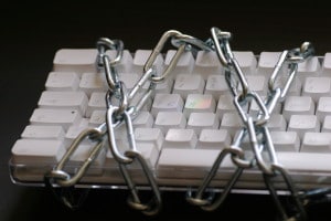 Director de Seguridad: ¿qué tan vulnerable eres? Director de Seguridad: ¿qué tan vulnerable eres?